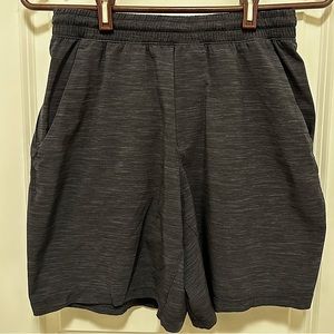 PACE BREAKER SHORT 7" *LINERLESS
Heather Allover Deep Coal Black